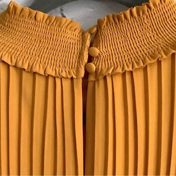 Nanette Lepore Pleated Midi Dress Mock Neck Sleeveless Fit & Flare - Picture 7 of 10